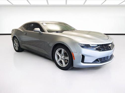 Sharkskin Metallic 2023 Chevrolet Camaro 1LT