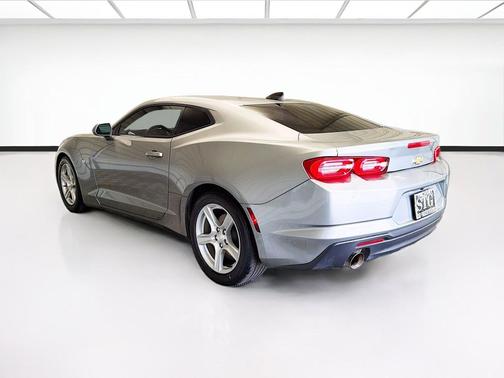 Sharkskin Metallic 2023 Chevrolet Camaro 1LT