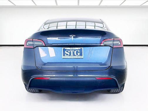 Stealth Grey 2024 Tesla Model Y Long Range Single Motor Rear-Wheel Drive