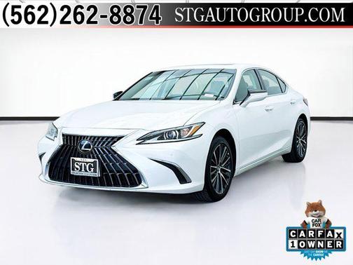 2024 Lexus ES 300h Base