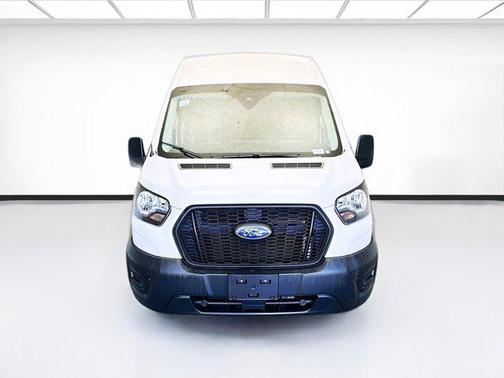 2022 Ford Transit-250 Base