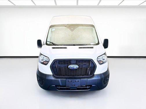 2022 Ford Transit-250 Base