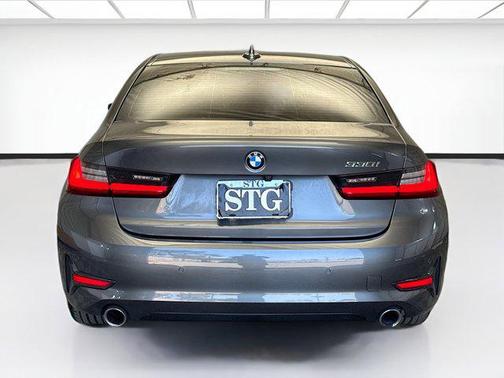 2022 BMW 330 330i