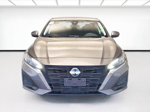 2023 Nissan Altima S FWD