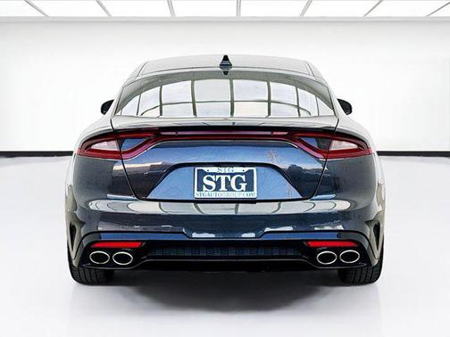 2021 Kia Stinger GT-Line