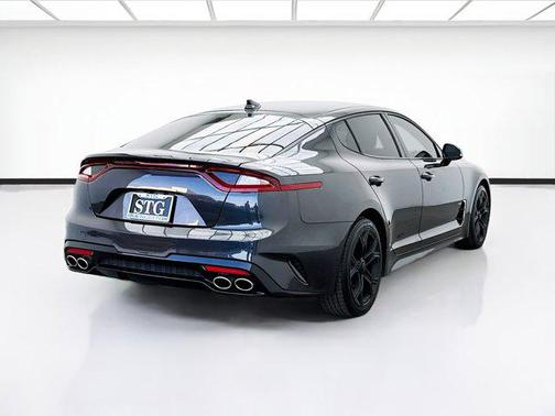 2021 Kia Stinger GT-Line