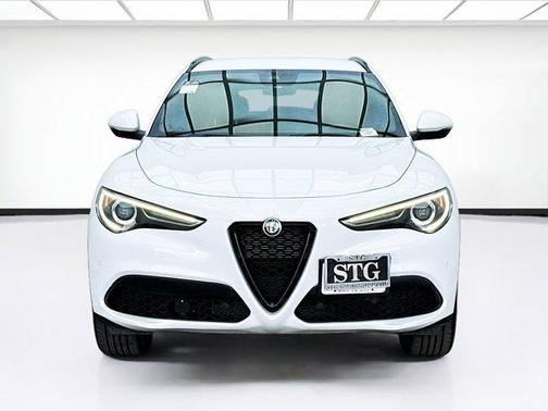 2022 Alfa Romeo Stelvio Sprint