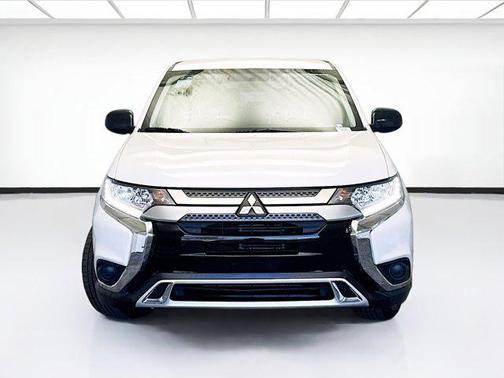 2019 Mitsubishi Outlander ES