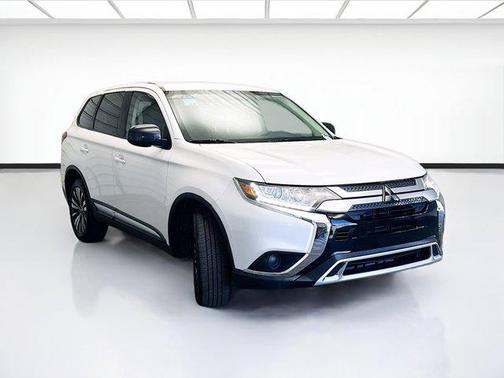 2019 Mitsubishi Outlander ES