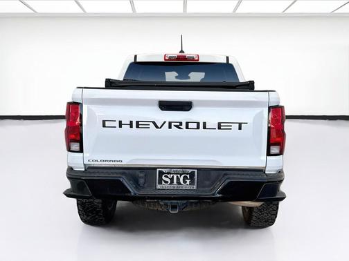 Summit White 2023 Chevrolet Colorado Trail Boss