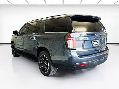 2021 Chevrolet Suburban RST
