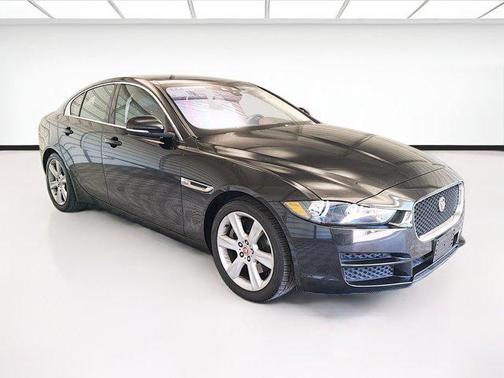 Narvik Black 2017 Jaguar XE 25t Prestige