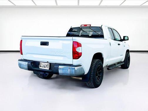 2017 Toyota Tundra SR5