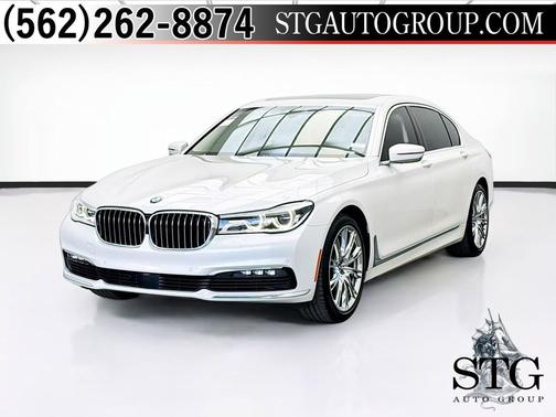 White Metallic 2018 BMW 750 i xDrive