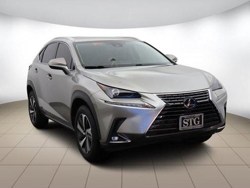 Photo 4 of 27 of 2020 Lexus NX 300 Base