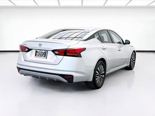 2022 Nissan Altima S FWD