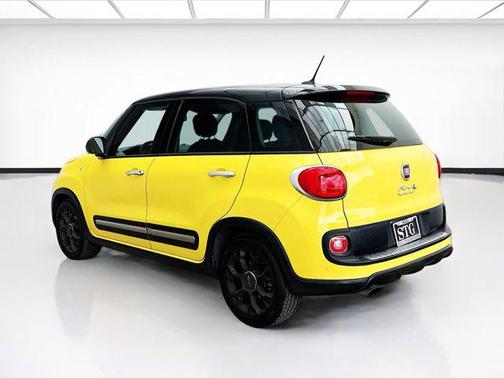 Giallo (Yellow) 2015 FIAT 500L Urbana Trekking