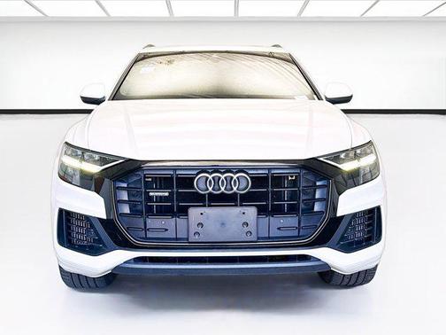 2020 Audi Q8 55 Premium