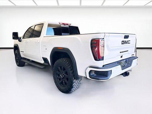 2024 GMC Sierra 2500 AT4