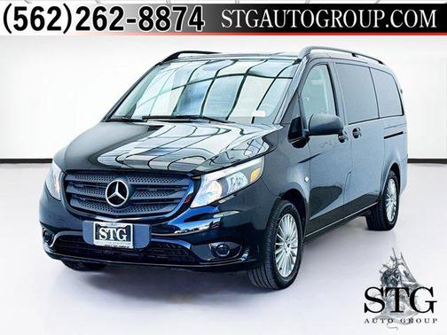 2017 Mercedes-Benz Metris Base