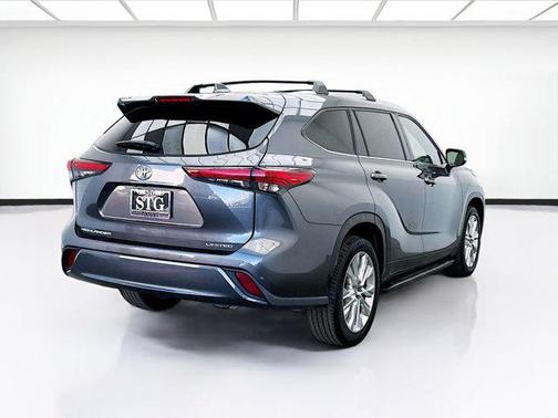 2023 Toyota Highlander Limited