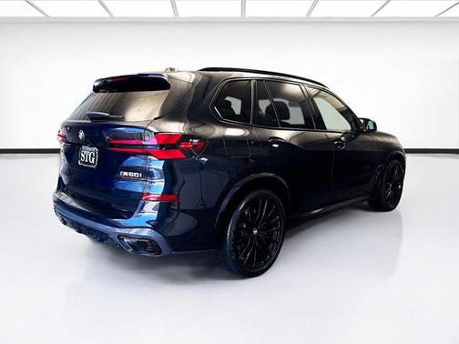 2024 BMW X5 M60i