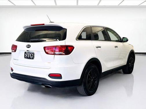 2020 Kia Sorento LX