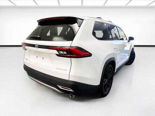 2024 Toyota Grand Highlander Hybrid Limited MAX