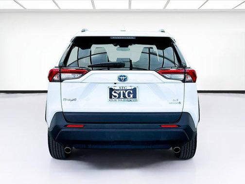 2023 Toyota RAV4 Hybrid LE