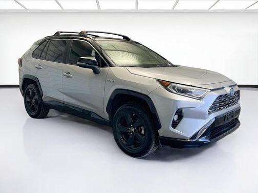 2019 Toyota RAV4 Hybrid SE