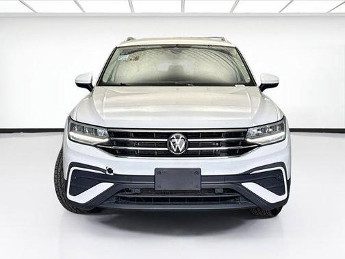 2024 Volkswagen Tiguan 2.0T SE 4MOTION