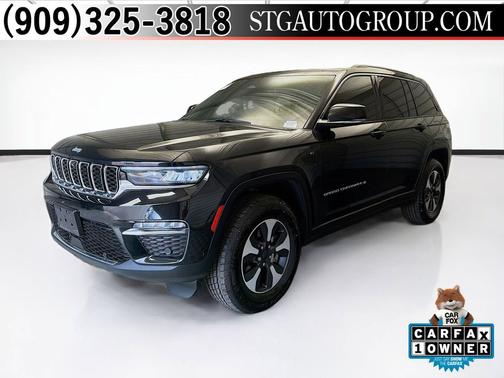 Diamond Black Crystal Pearlcoat 2023 Jeep Grand Cherokee 4xe Base