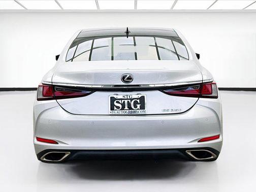 2020 Lexus ES 350 Base