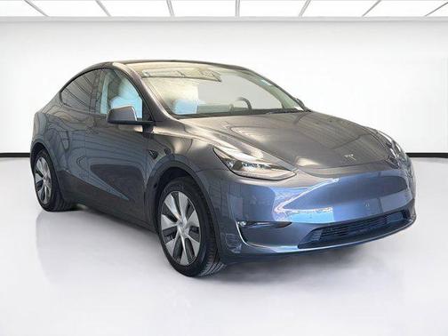 2023 Tesla Model Y RWD