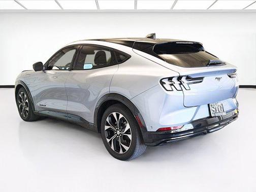 Grabber Blue Metallic 2022 Ford Mustang Mach-E Premium