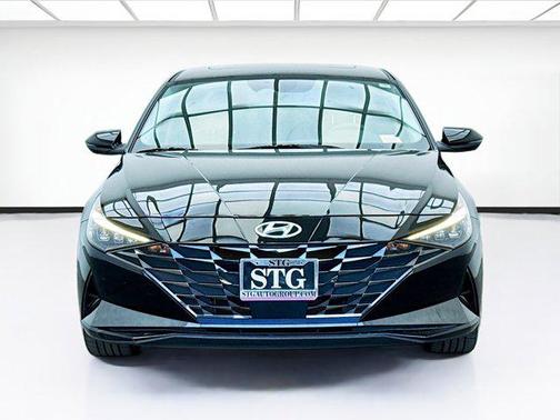 2023 Hyundai ELANTRA HEV Limited