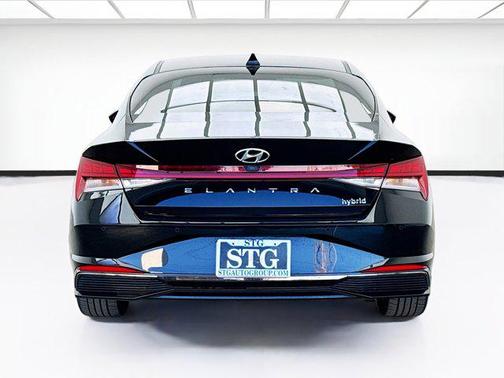 2023 Hyundai ELANTRA HEV Limited