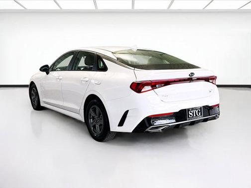 2021 Kia K5 LXS