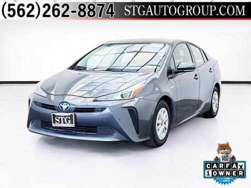 2022 Toyota Prius LE