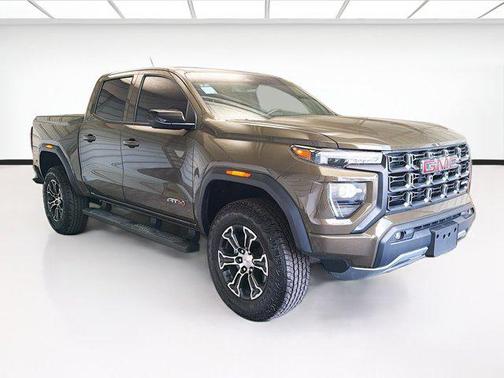 2025 GMC Canyon AT4