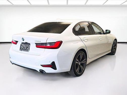 2022 BMW 330 330i