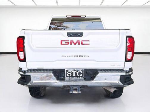 2022 GMC Sierra 2500 SLE
