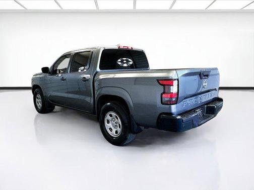 2023 Nissan Frontier S
