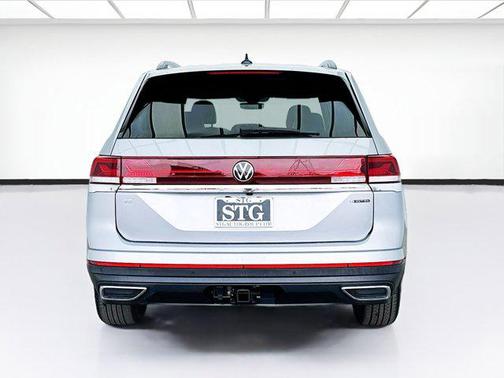 2024 Volkswagen Atlas 2.0T SE w/Technology 4MOTION