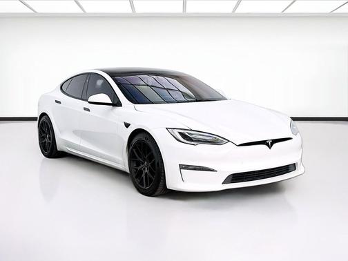 Pearl White Multi-Coat 2022 Tesla Model S Base