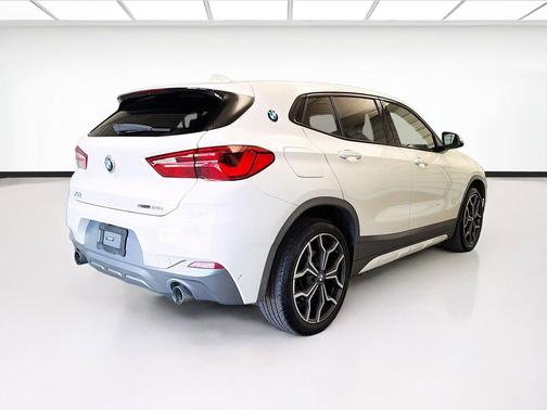 Alpine White 2018 BMW X2 sDrive28i
