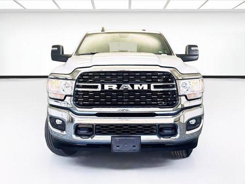 2024 RAM 2500 Big Horn Crew Cab 4x4 8' Box