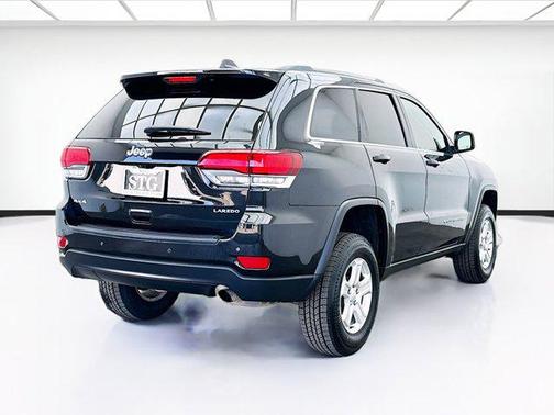 2020 Jeep Grand Cherokee Laredo