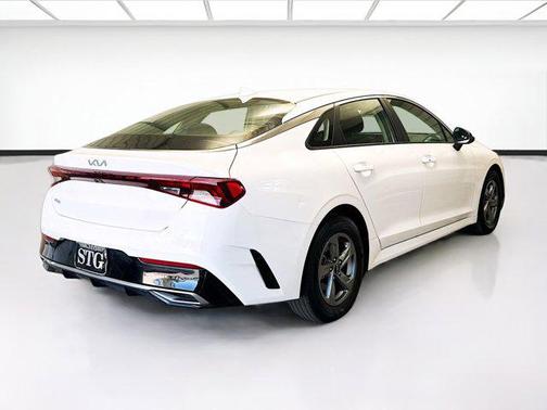 2022 Kia K5 LXS