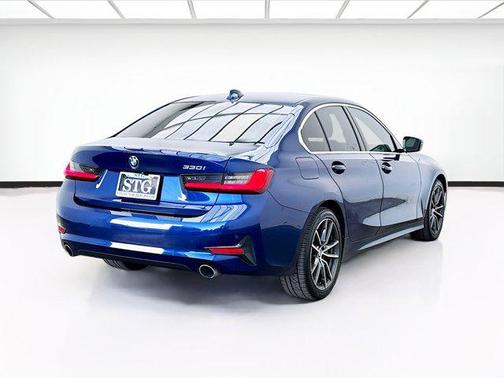 2020 BMW 330 330i